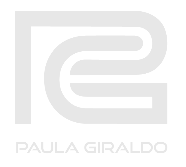 Logo oficial de Paula Giraldo en plata mate
